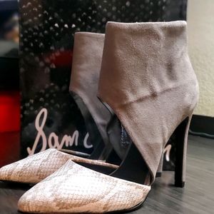 Womens size 6.5 Steve Madden shoes